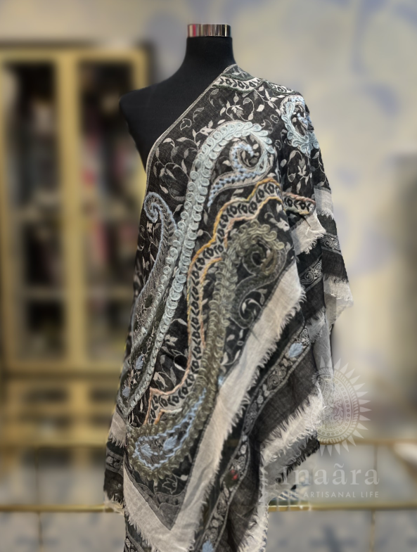 Boiled Wool Shawl-Black/Paisley Blue