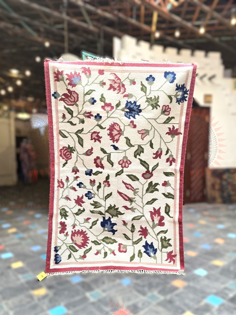 Khushboo Handwoven Dhurrie-Rose(6x4ft)