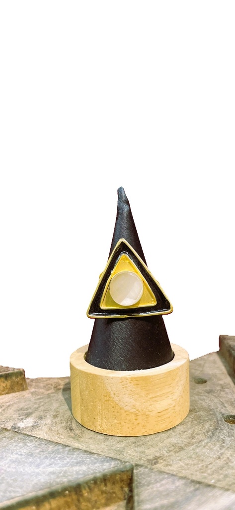 Triangular Adjustable Ring