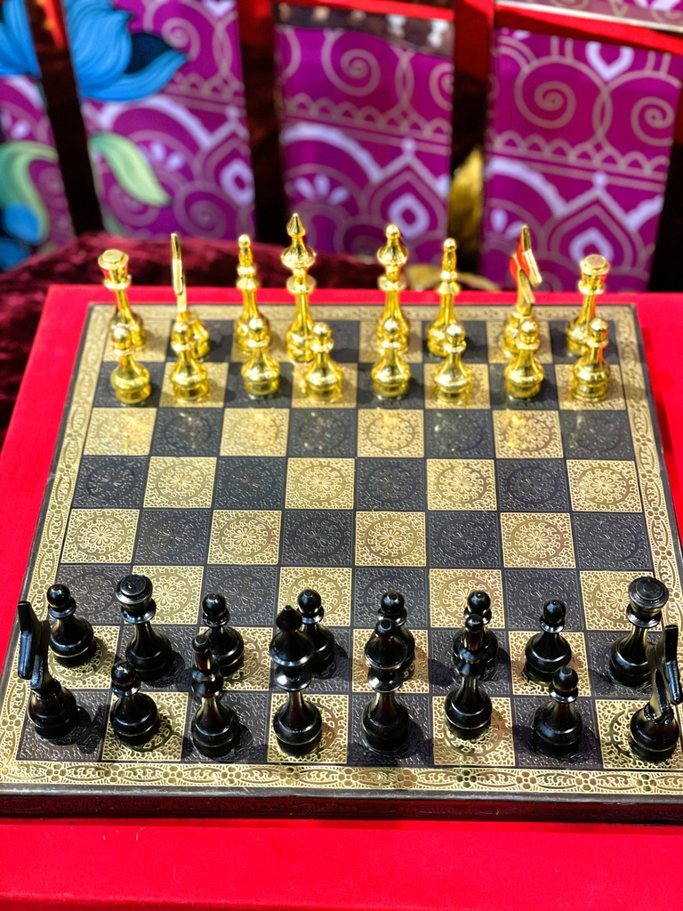 Golden and Black Brass Chess Set-Big