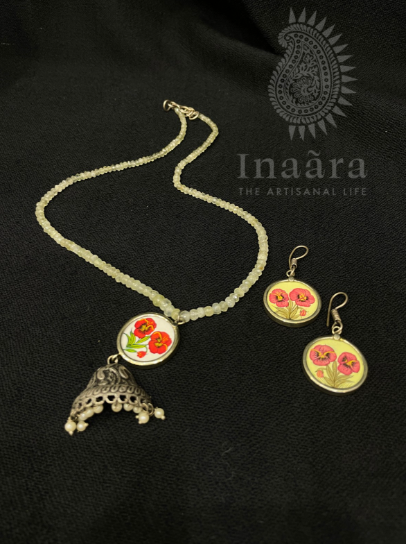 Beaded Necklace w/Floral Folk Art Earring