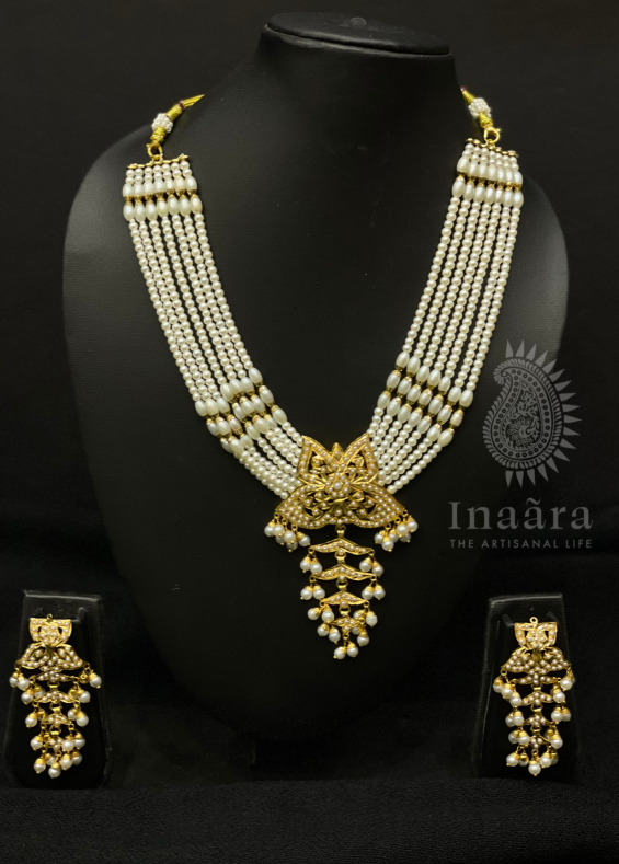Jadau Necklace Set- Off- White