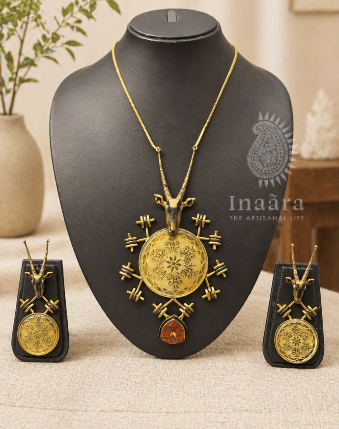 The Al - Maha Collection by Inaãra