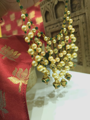 Pearl & Emerald Beaded Necklace Set