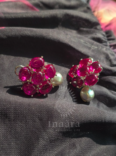 Leaf-Shaped Stud Earrings (copy)