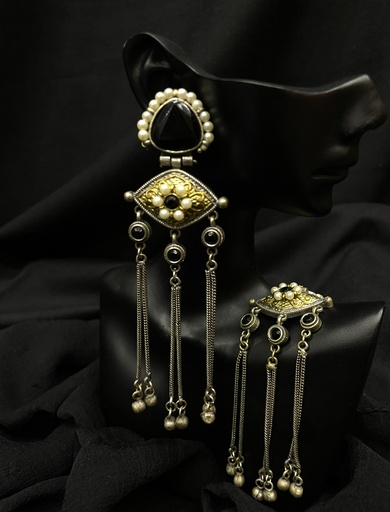 Chandni Dangling Earrings-Black