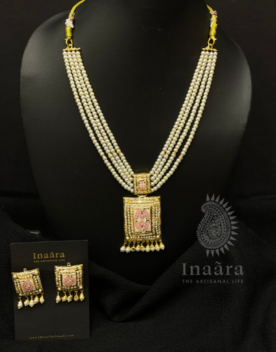 Jadau Necklace Set- Pink