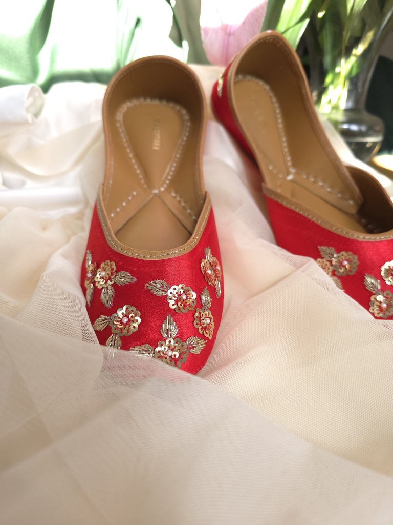Rania Party Juttis