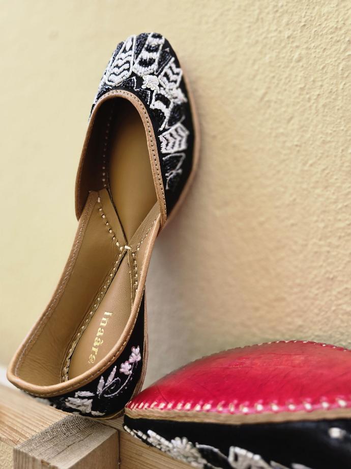 Rania Party Juttis