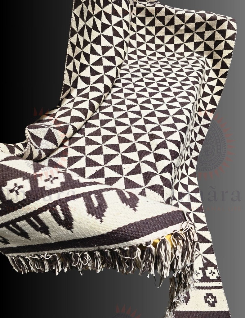 Pinwheel Monotone Rug