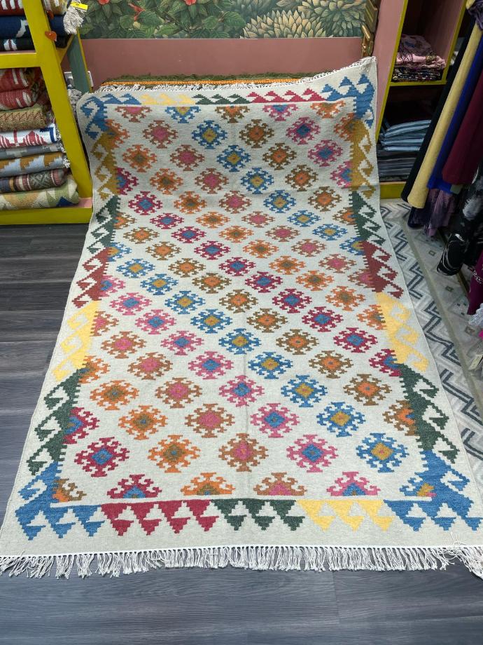 Sitara Handwoven Dhurrie