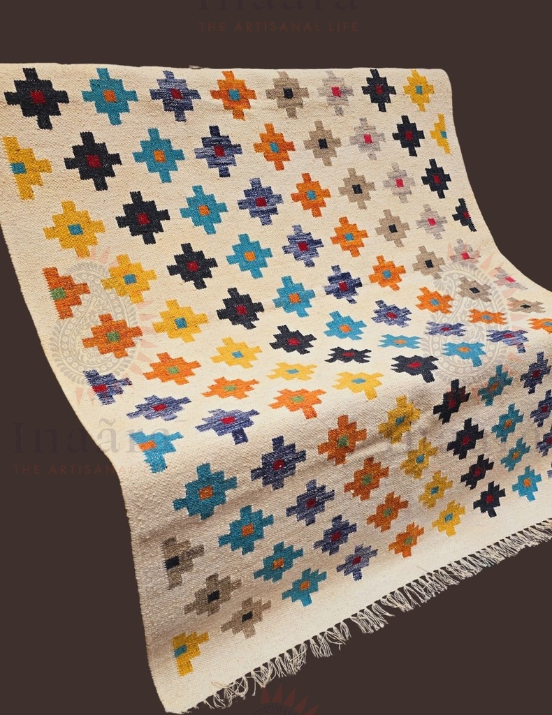 Geometric Pattern Handwoven Rug (6x4)