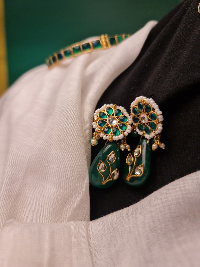 Green Meena Chain Set