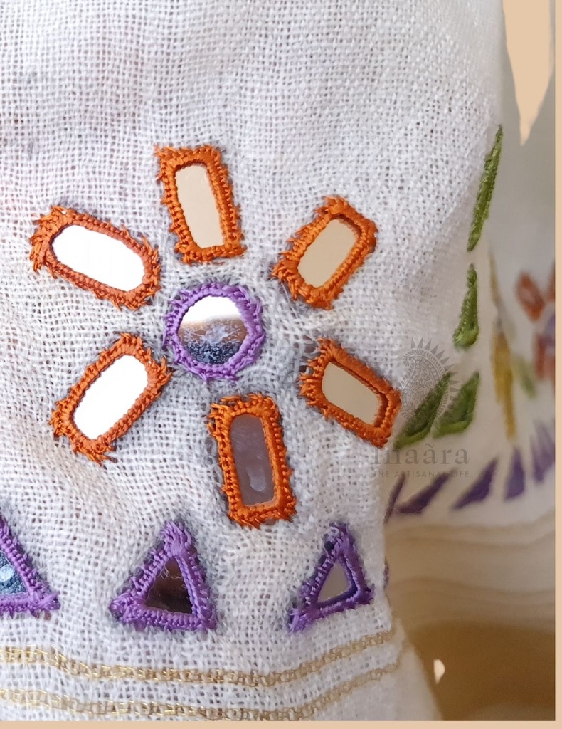 Fine Wool Kutchi Shawl