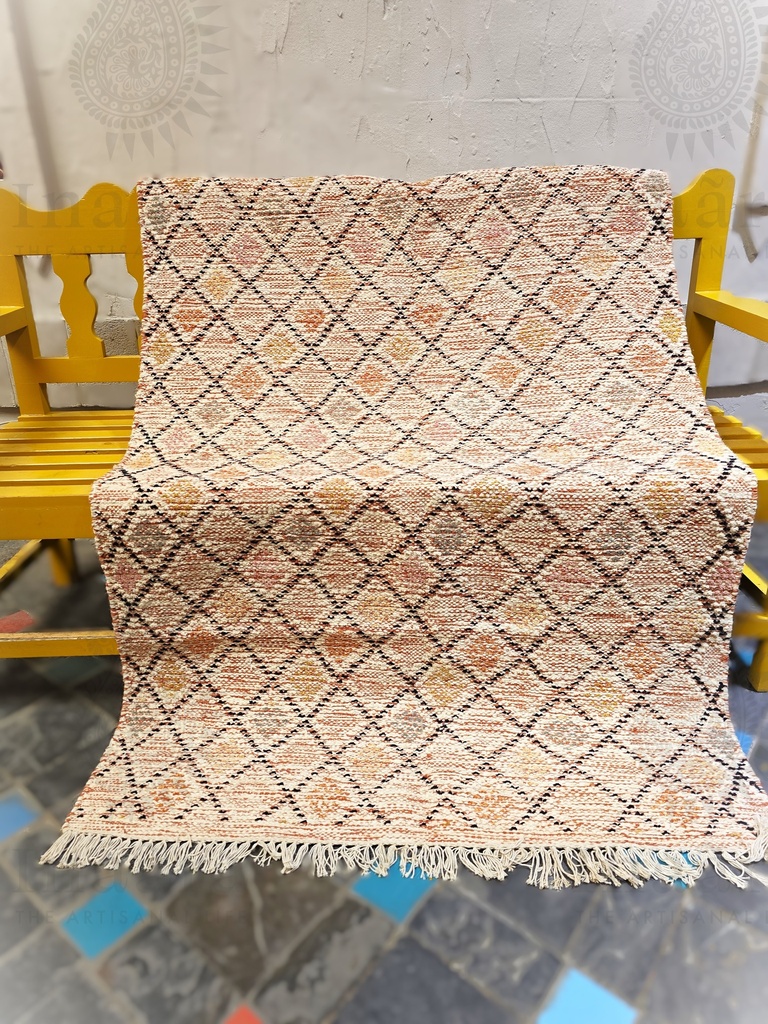 Diamond Pattern Textured Rug