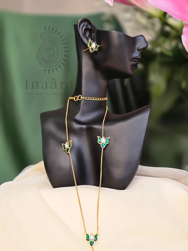 Liànhuā necklace & studs- Forest Green