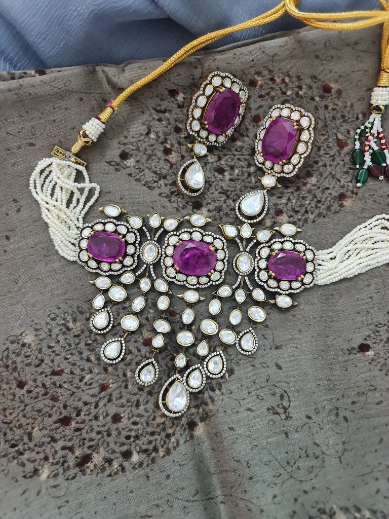Stunning Victorian Choker Set