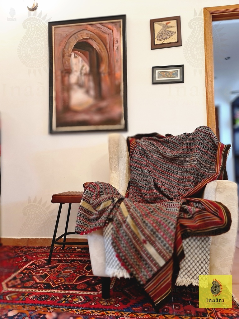 Men bhujodi shawl
