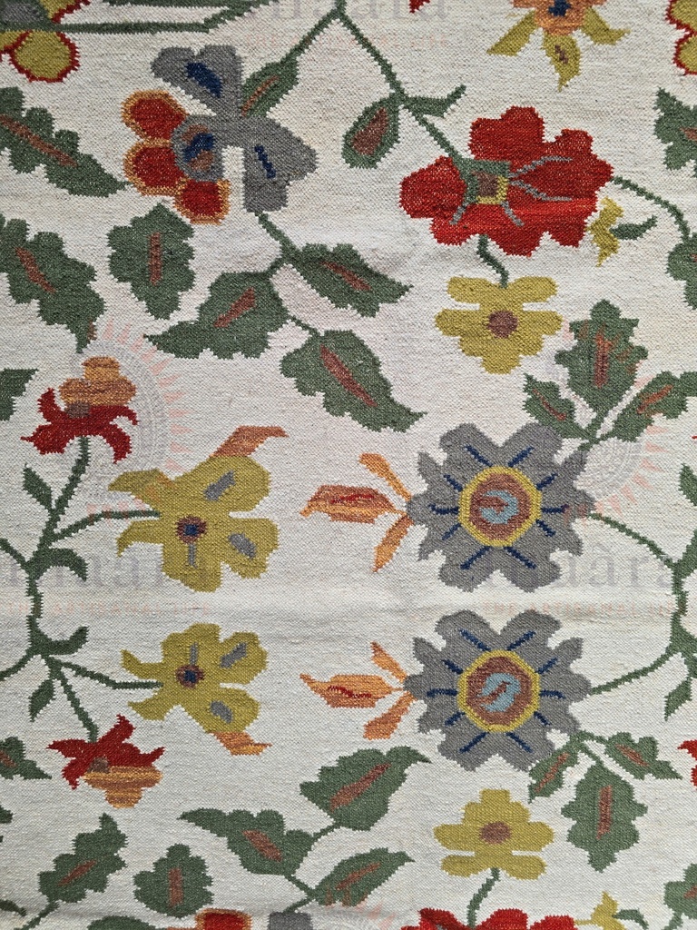 Gulshan Handwoven Dhurrie