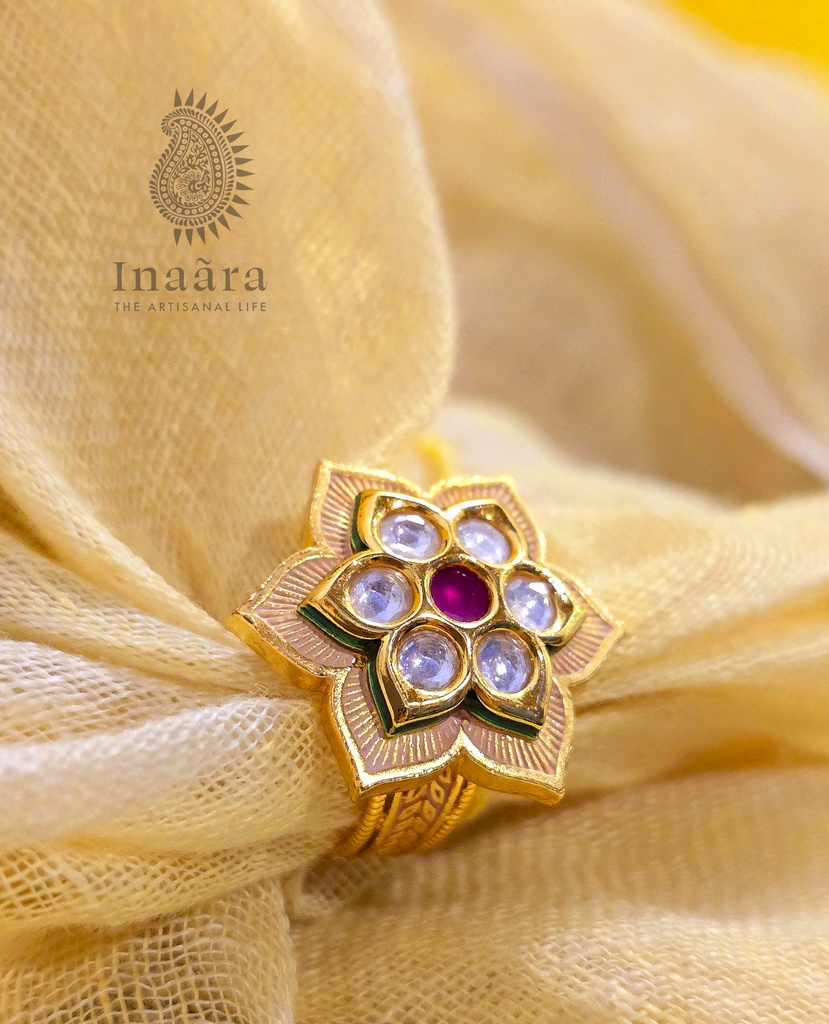 Sringaàr Finger Ring
