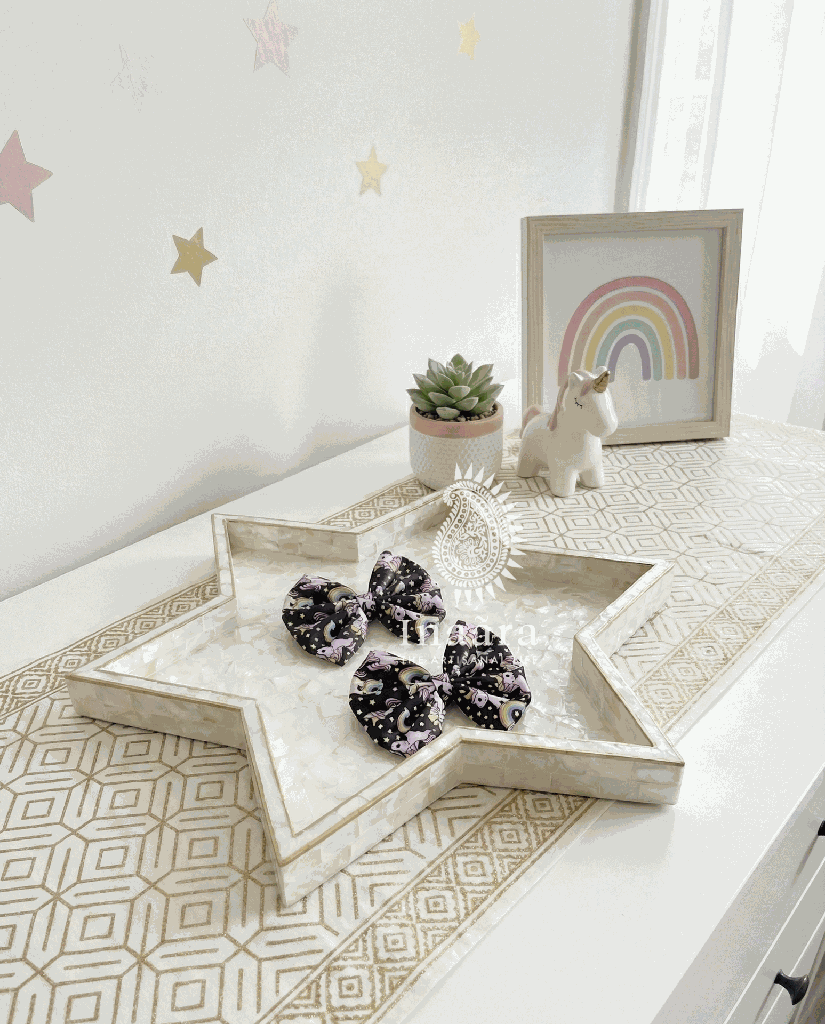 unicorn black Inaara Exclusive (1).png