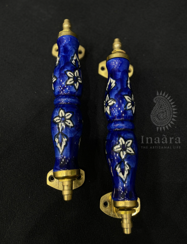 Ceramic Cabinet/Doorknob-Flower & Leaves (copy)