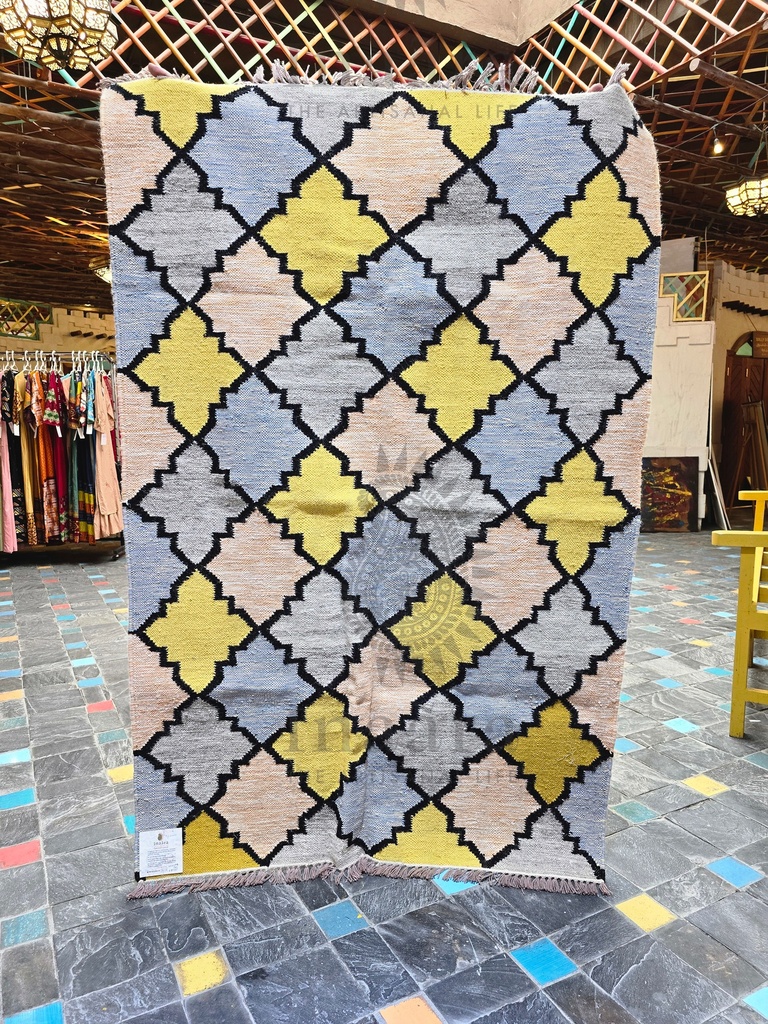 Geometric Pattern Hand Knotted Rug (6x4)