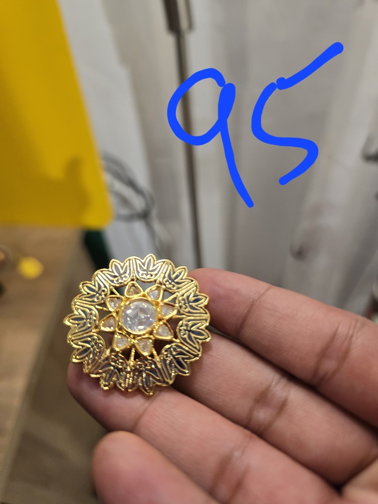 Hazeen Finger Ring
