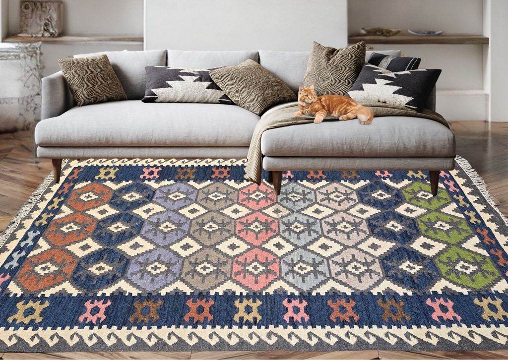 Raazi Handwoven Dhurrie