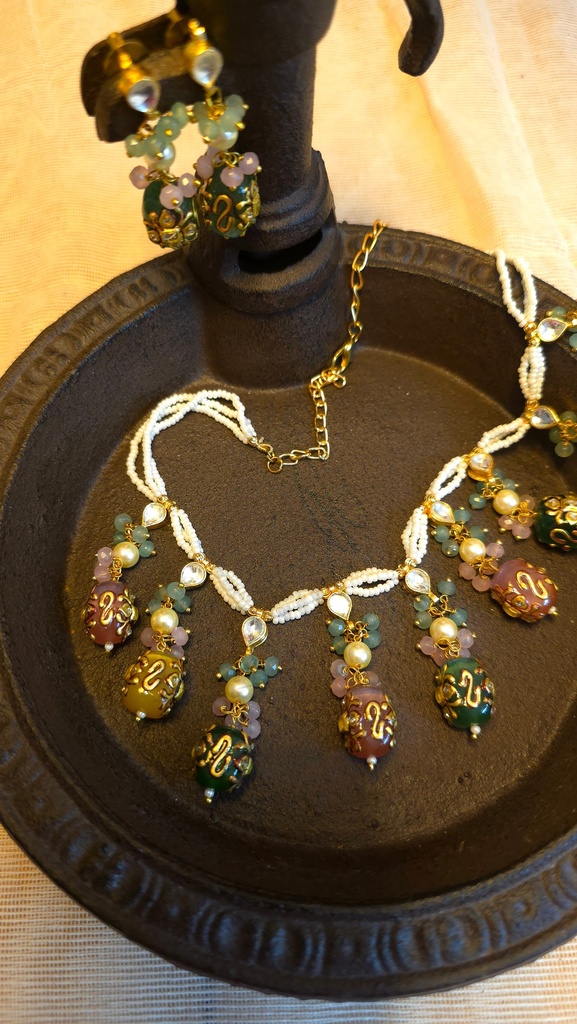 Nirali Necklace Set - Monalisa beads