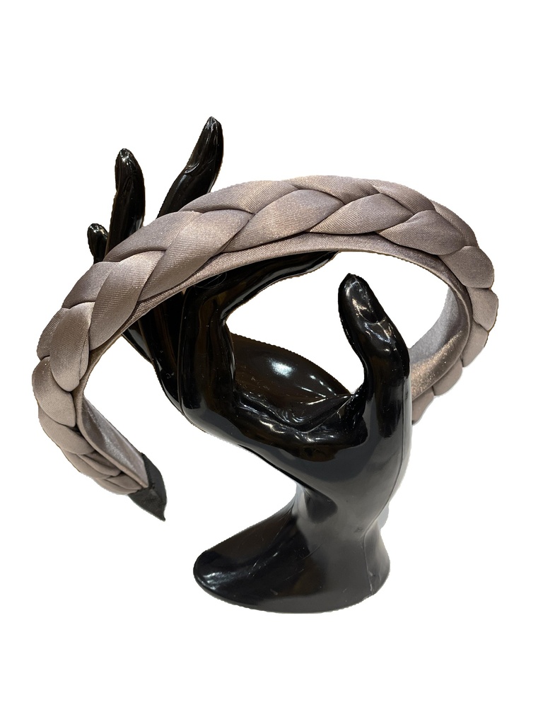 Handmade braided headband-apricot (copy)