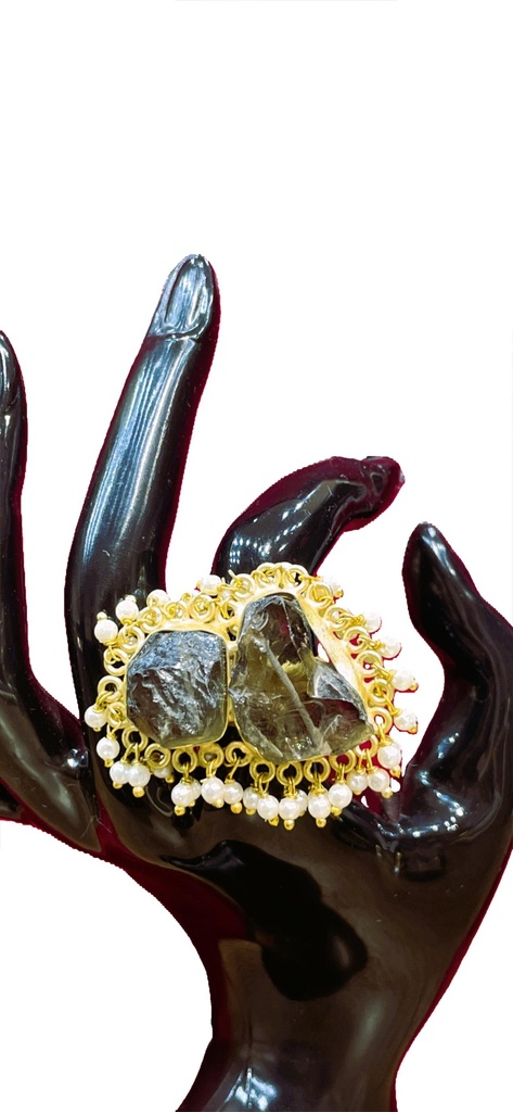 Adjustable brass ring (copy)