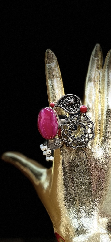 Oxidized adjustable ring with Ghungroo (copy)