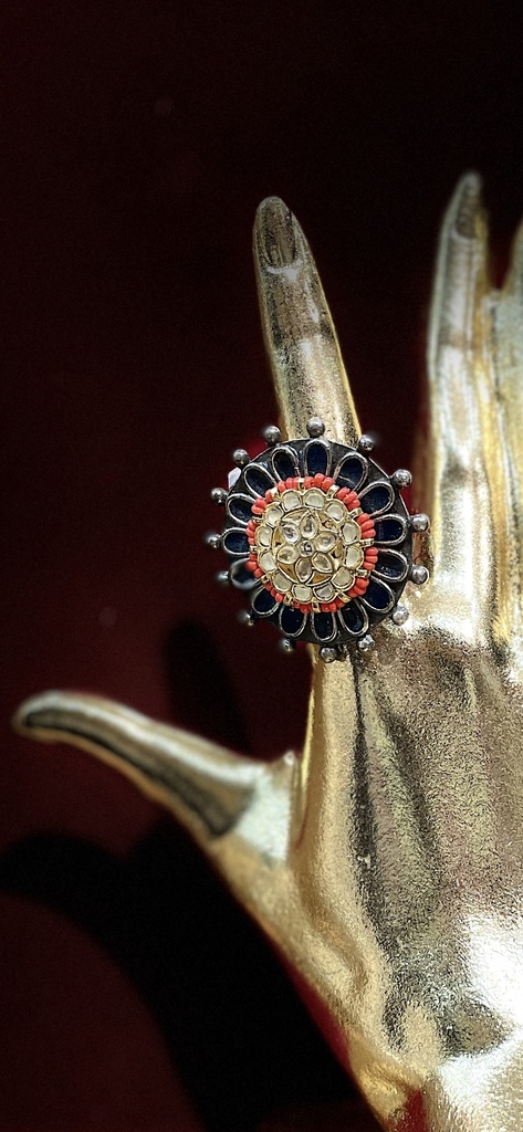 Oxidized white agate ring (copy)