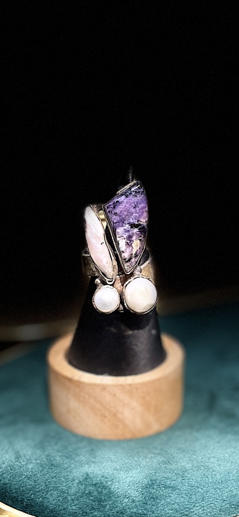 Amethyst w/Pearl Adjustable Ring