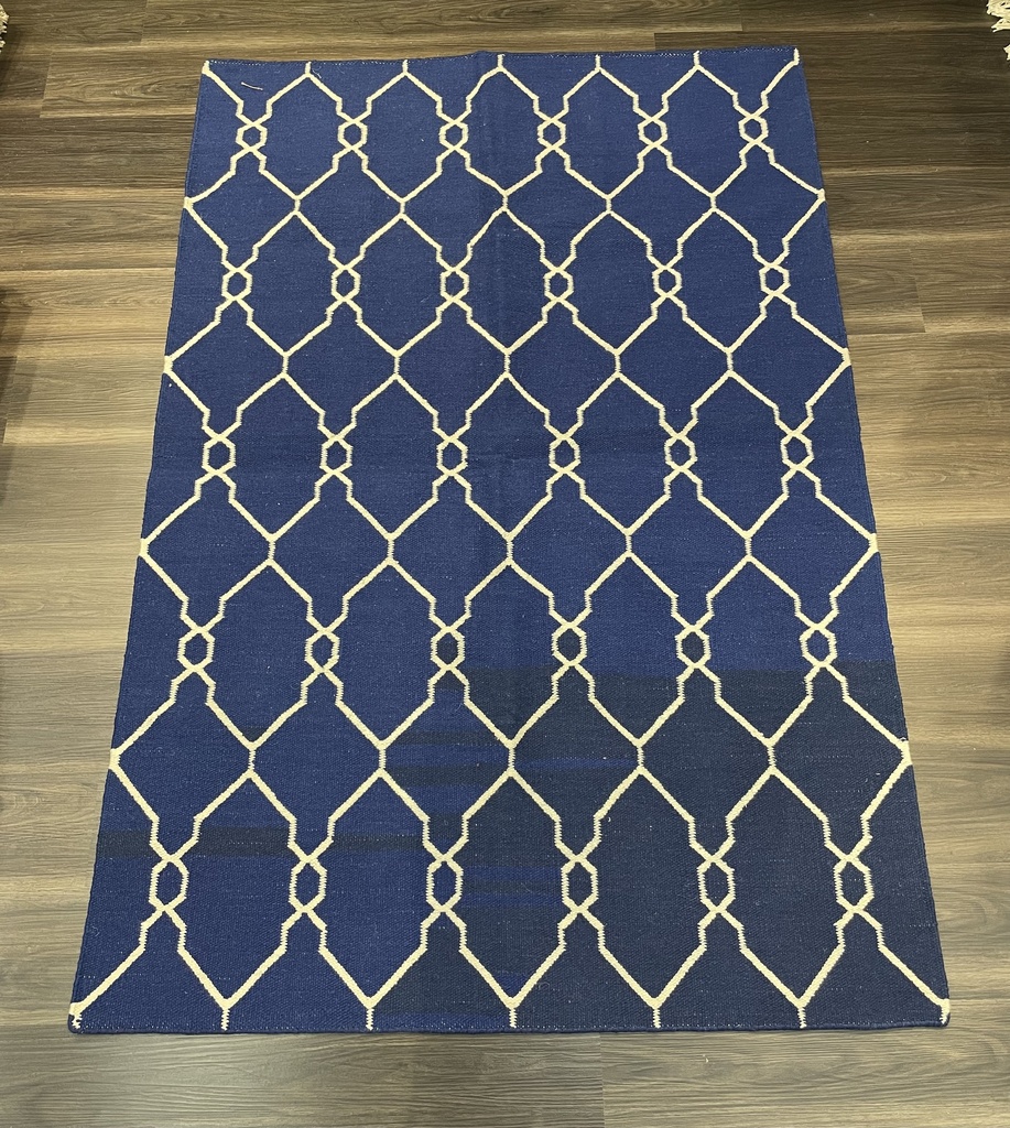 Handwoven Dhurrie (6x4ft)