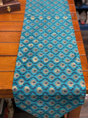 Table runner (174x30cm)