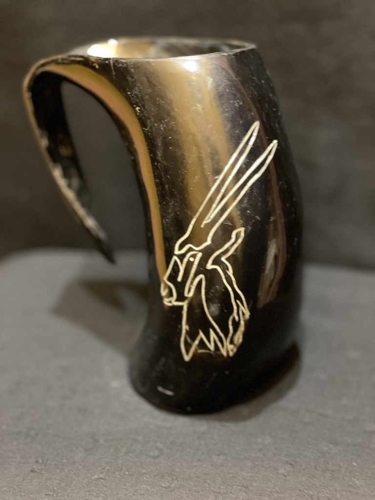 Natural Horn Mug - Oryx Head Etching (Small)