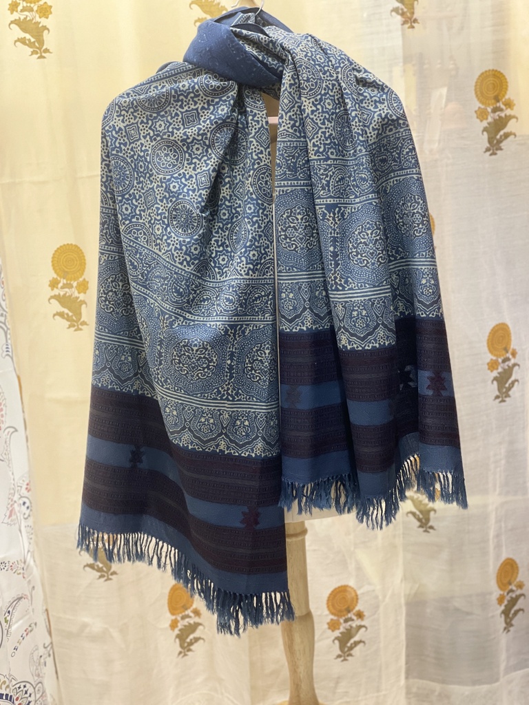 Banana Stem Printed Shawl-Cream (copy)