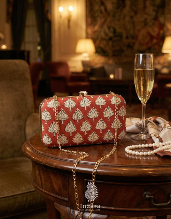 Round Velvet Embroidered Clutch-Brown (copy)