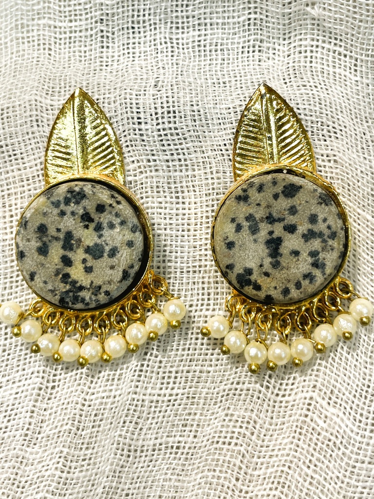 Mother Pearl Handcrafted Earrings (copy)