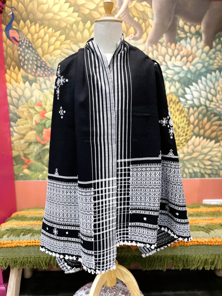 Pattu Border Bhujodi Full Shawl (copy)