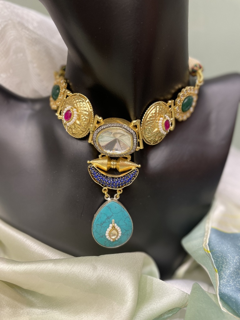 Gold-Plated&Pearl Chandbali Pendant Neck (copy)