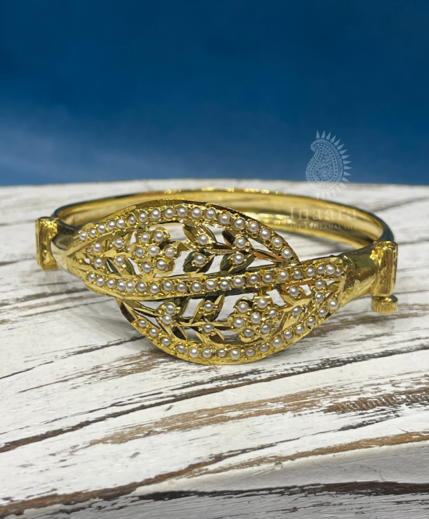 White Agate Wrist Cuff (copy)