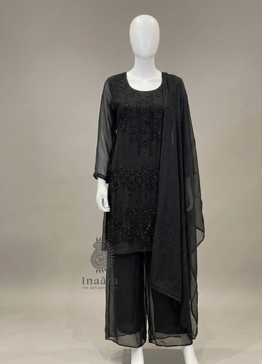 طقم شَرارة – أسود