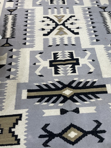 Handwoven Dhurrie (8x5ft)