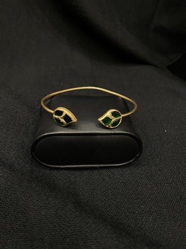Handcrafted Leaf Motif Wrist Cuff-Green
