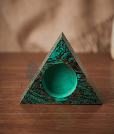 Painted Wooden Triangle T-light Holder -Green