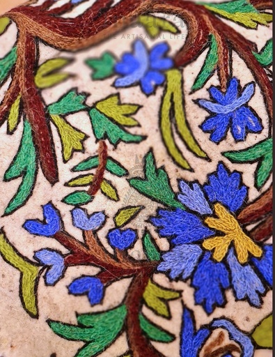 [inaara_sp00682] Tree of Life Namda Rug