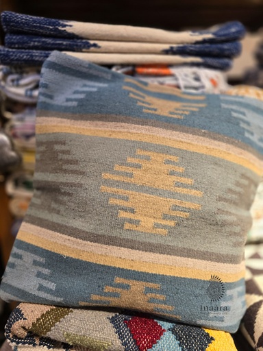 [inaara_sp00280] Hand woven cushion cover (Single piece)